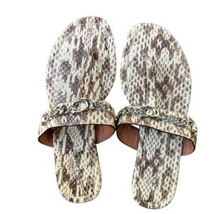 Coach  EUC Jaclyn Python Embossed Leather Logo Chain Thong Sandals Sz 7.5B